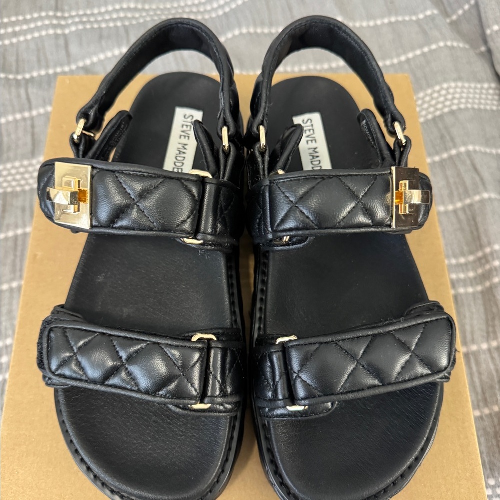 Steve Madden Bigmona Quilted Leather